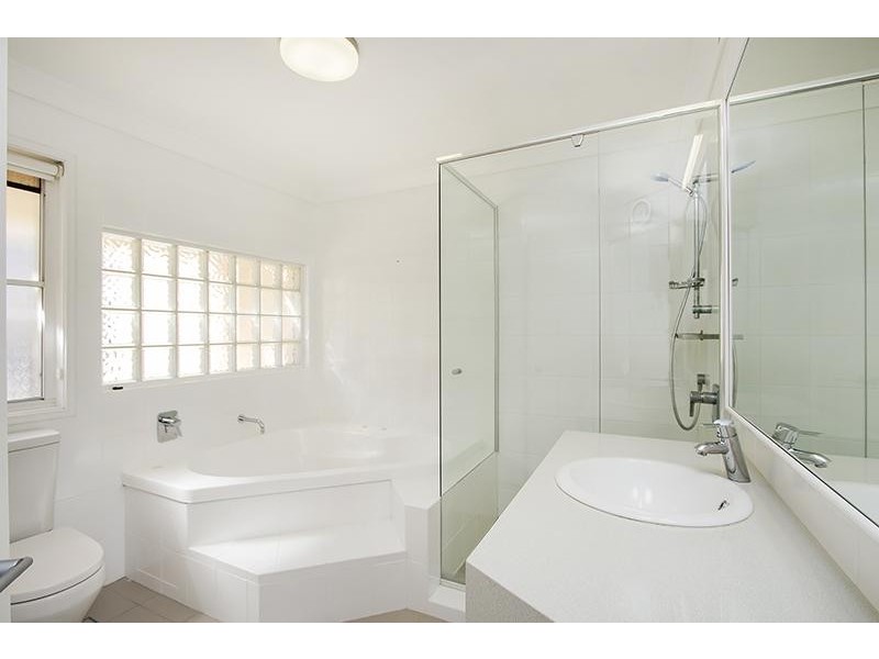 7 Boyd ST, Bowen Hills QLD 4006