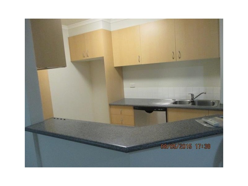 138 HIGH STREET, Southport QLD 4215