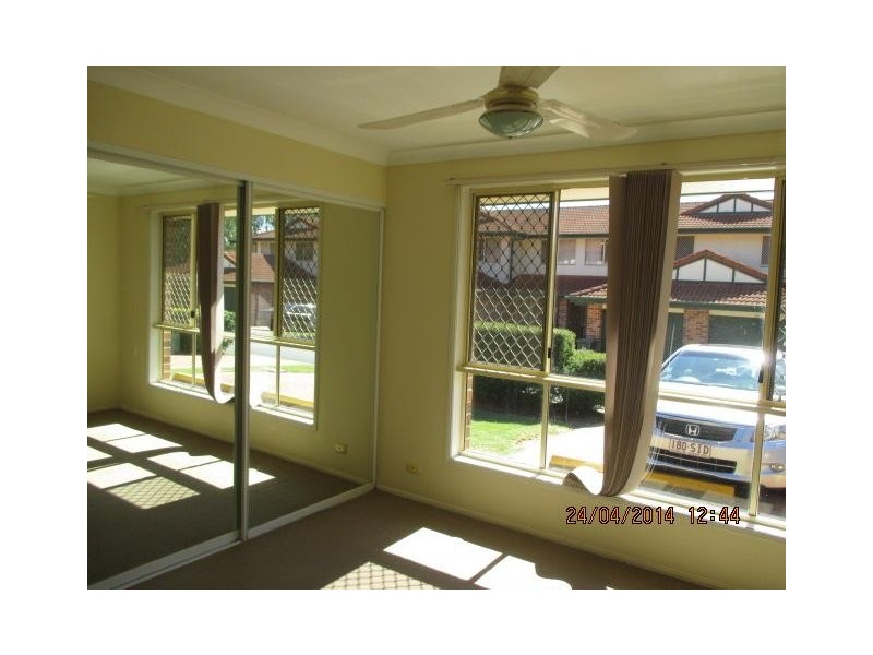 32 RIVERVIEW ROAD, Nerang QLD 4211