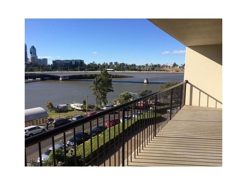 11/21 Dock St, South Brisbane QLD 4101