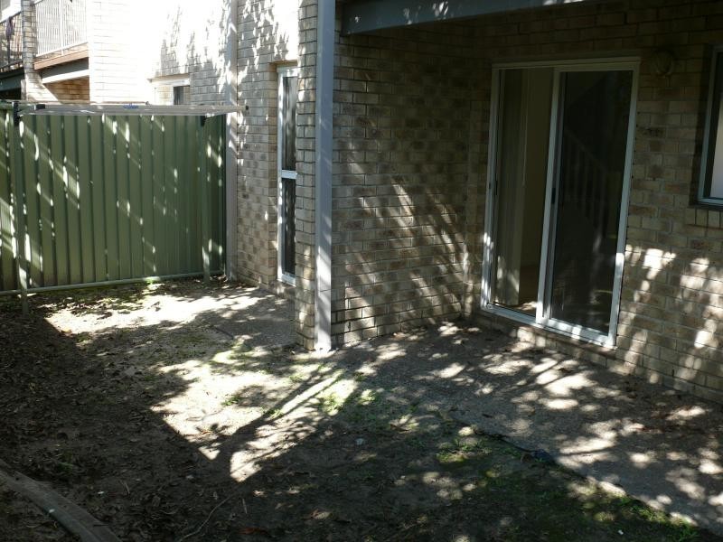 42 Murev Way, Carrara QLD 4211