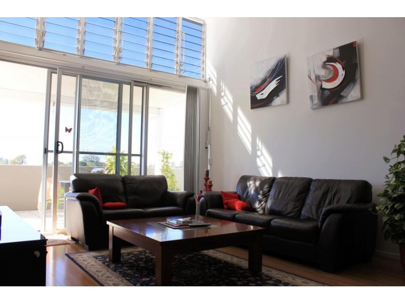 24 Allwood St, Indooroopilly QLD 4068