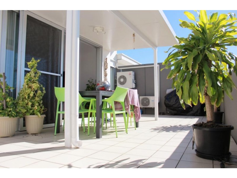 24 Allwood St, Indooroopilly QLD 4068