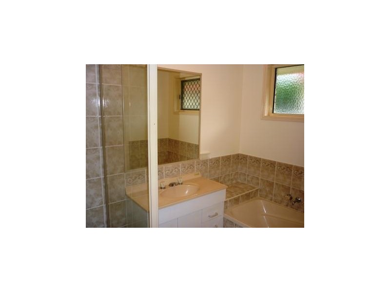 44 Merlin Drive, Urangan QLD 4655