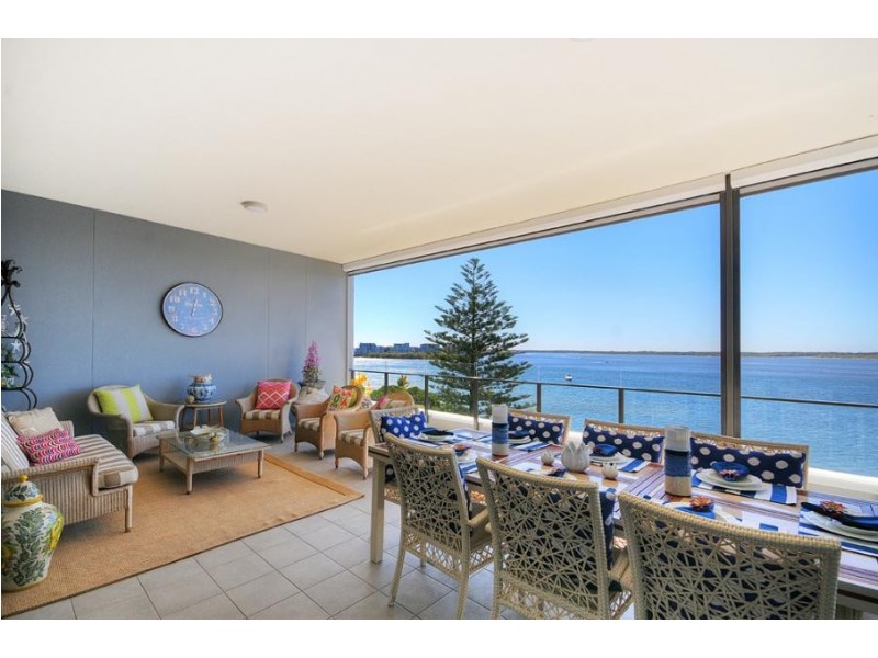 323 Bayview Street, Hollywell QLD 4216