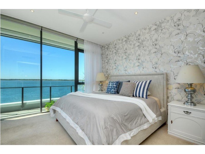 323 Bayview Street, Hollywell QLD 4216