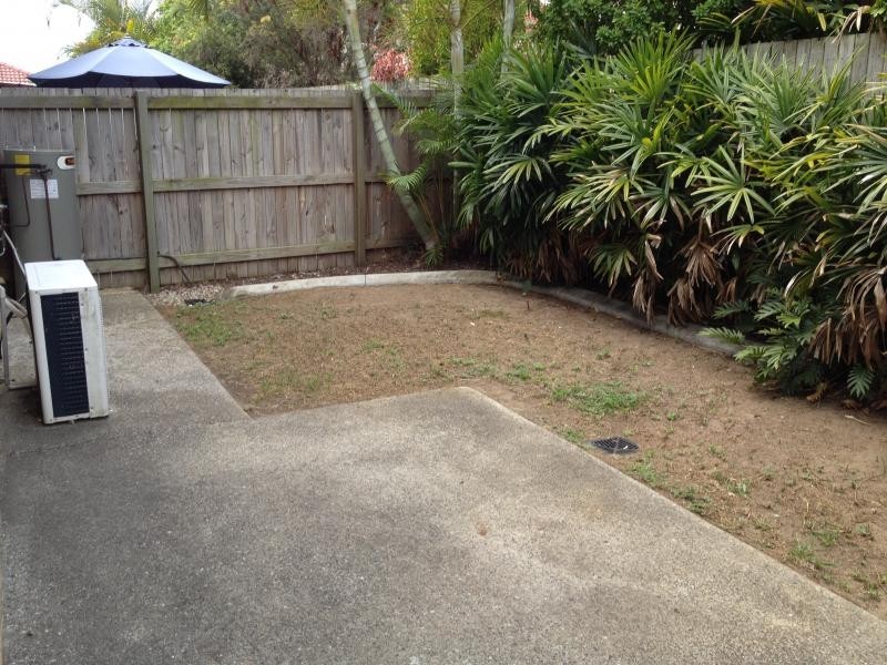 12 Johnston Street, Carina QLD 4152