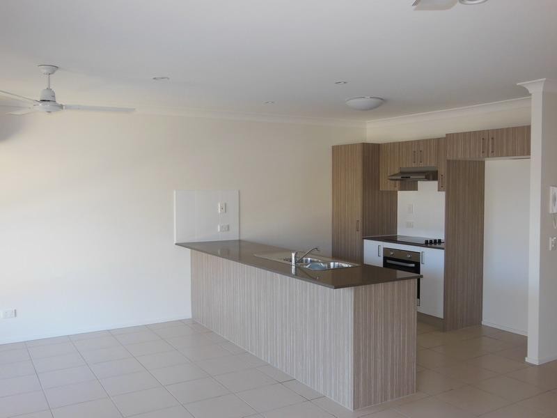 230 Pulgul St, Urangan QLD 4655