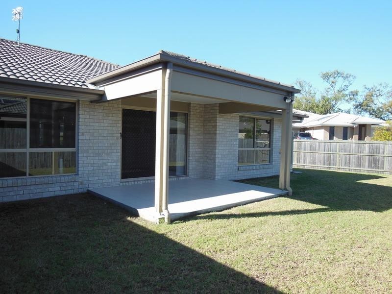 230 Pulgul St, Urangan QLD 4655