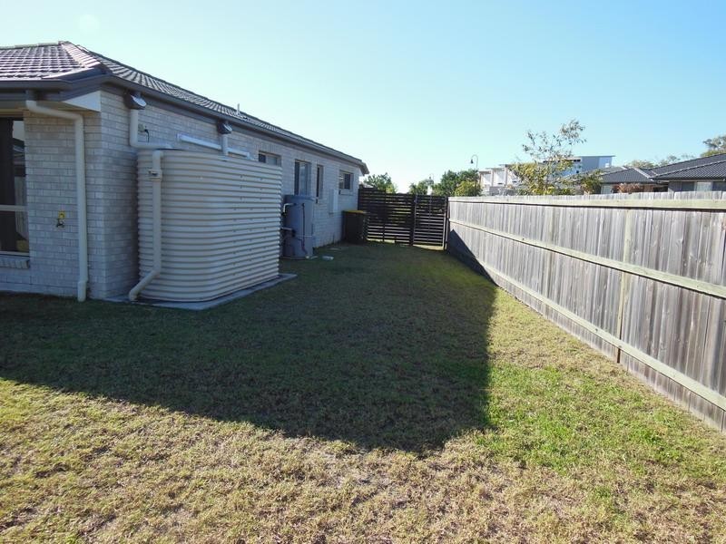 230 Pulgul St, Urangan QLD 4655