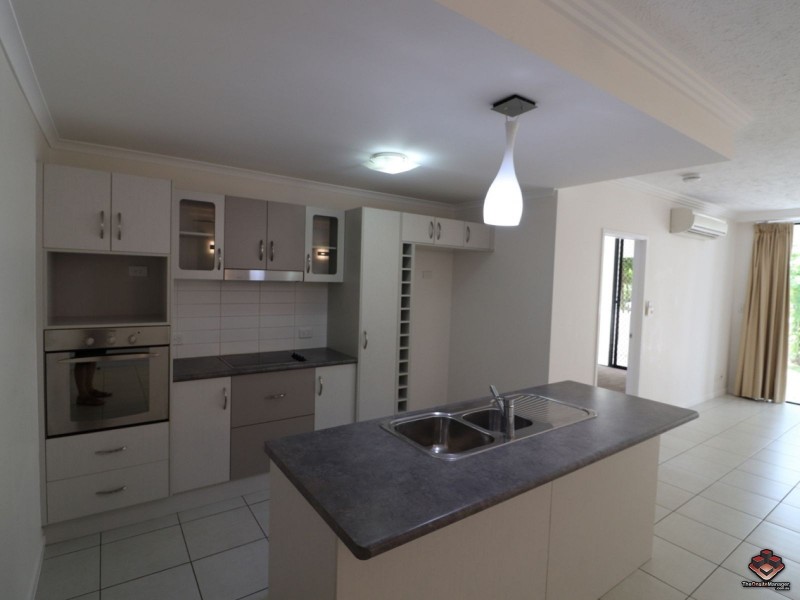 6-24 Henry Street, West End QLD 4810