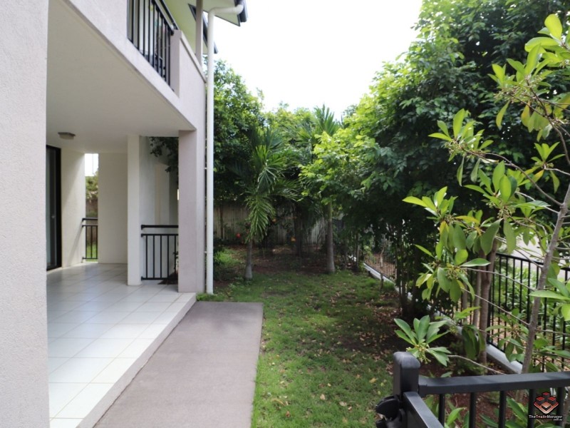 6-24 Henry Street, West End QLD 4810