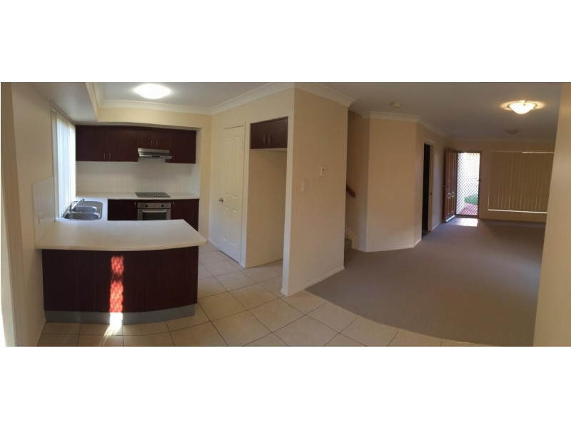 42 Johnston Street, Carina QLD 4152