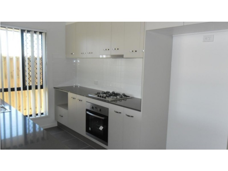 13 Keelson Crescent, Hope Island QLD 4212