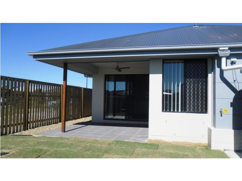 13 Keelson Crescent, Hope Island QLD 4212