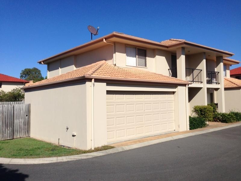 27 EPALA STREET, Carina QLD 4152