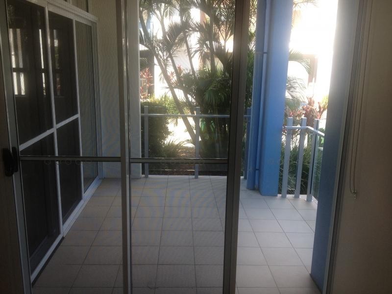 65 Manooka Drive, Cannonvale QLD 4802