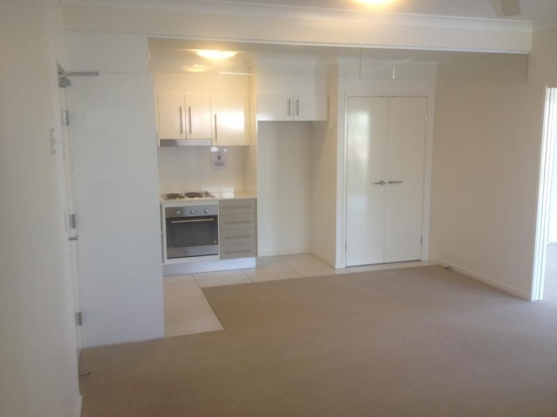 65 Manooka Drive, Cannonvale QLD 4802