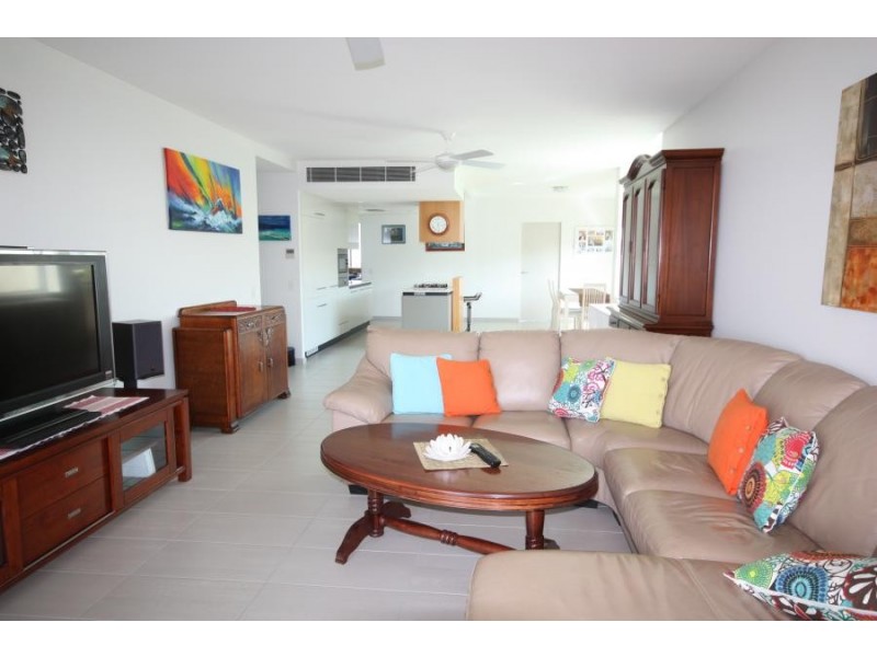 6 Mariners Drive, Townsville City QLD 4810