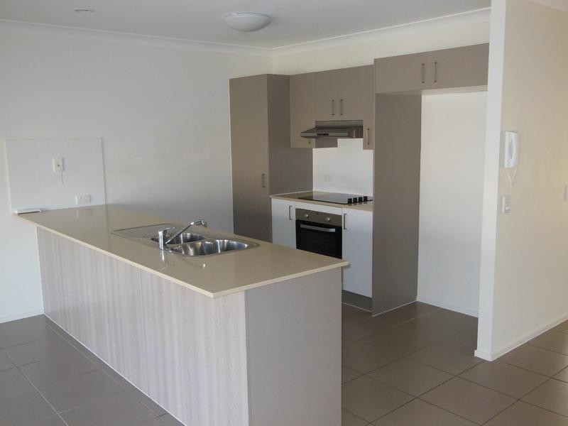 230 Pulgul St, Urangan QLD 4655