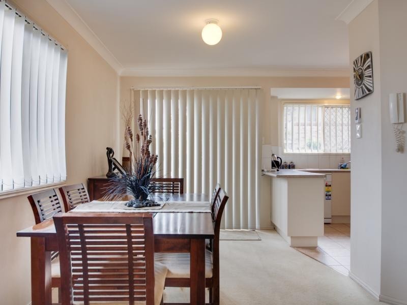 96 Formby St, Calamvale QLD 4116