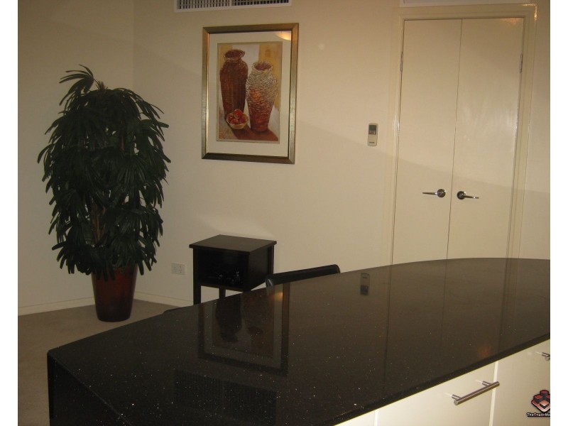 ID:3792693/1 Holman St 1 Holman Street, Kangaroo Point QLD 4169