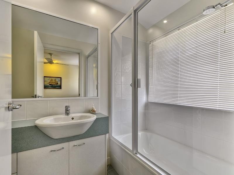 176 Sydney, New Farm QLD 4005