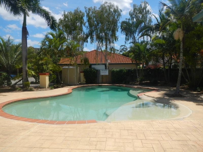 28/28 Ancona St, Carrara QLD 4211