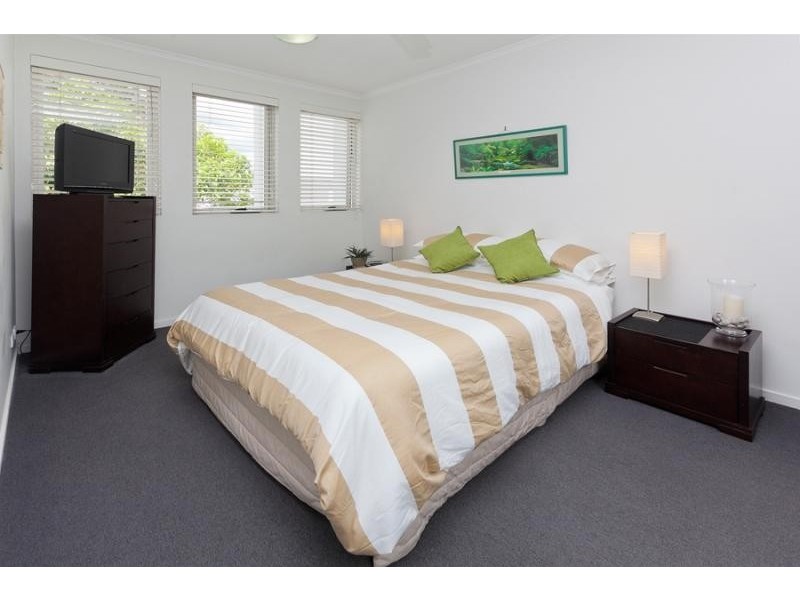 42-46 NEWSTEAD TERRACE, Newstead QLD 4006
