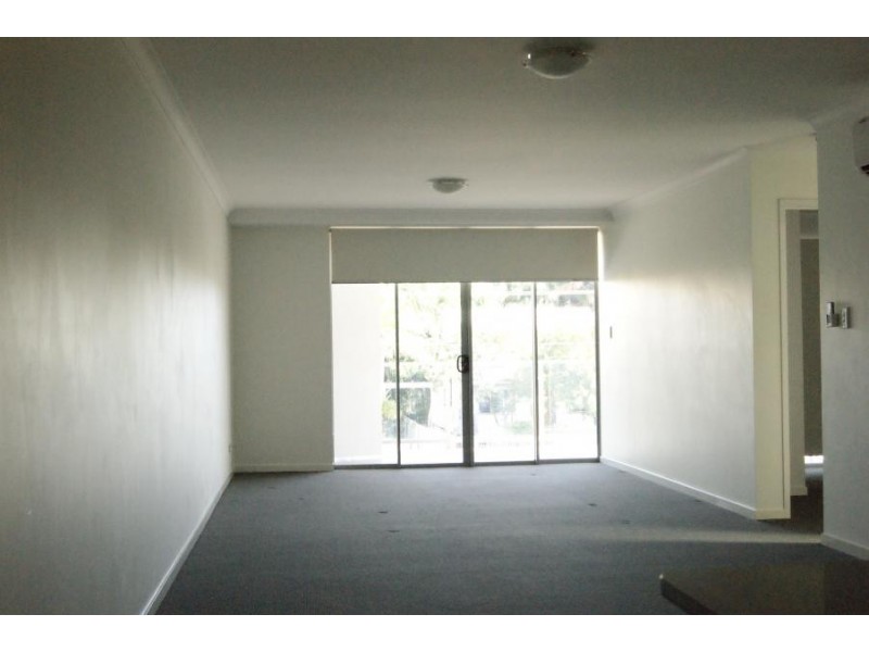 28 Carl Street, Woolloongabba QLD 4102