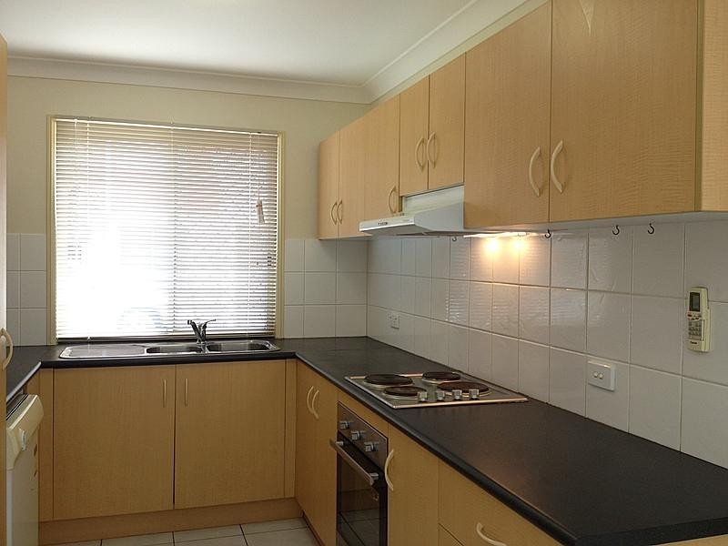 08-11 Oakmont Avenue, Oxley QLD 4075