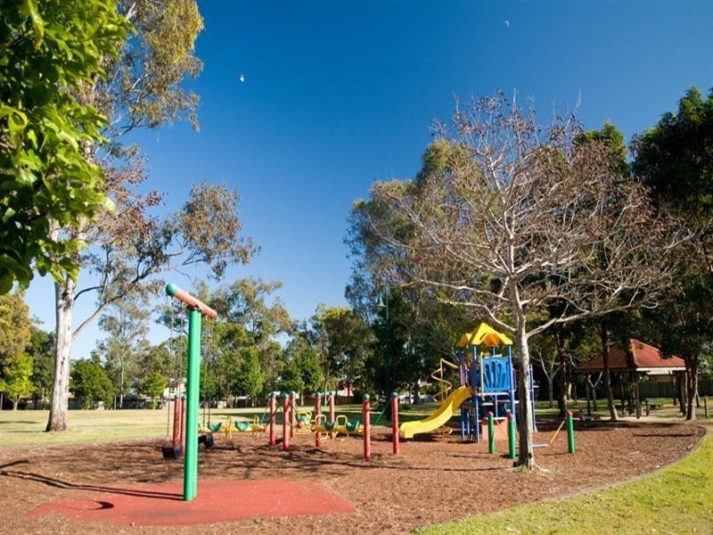 08-11 Oakmont Avenue, Oxley QLD 4075