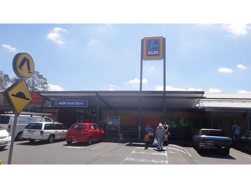 11 Oakmont Avenue, Oxley QLD 4075