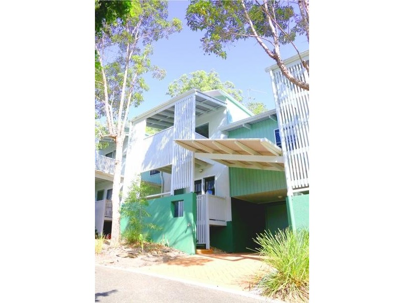 35 MIAWELA STREET, Norman Park QLD 4170