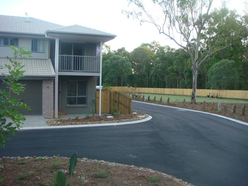 8 Ruocco St, Bracken Ridge QLD 4017