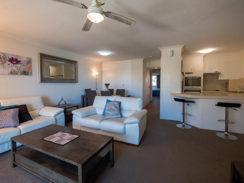 22 Jennifer Ave, Runaway Bay QLD 4216