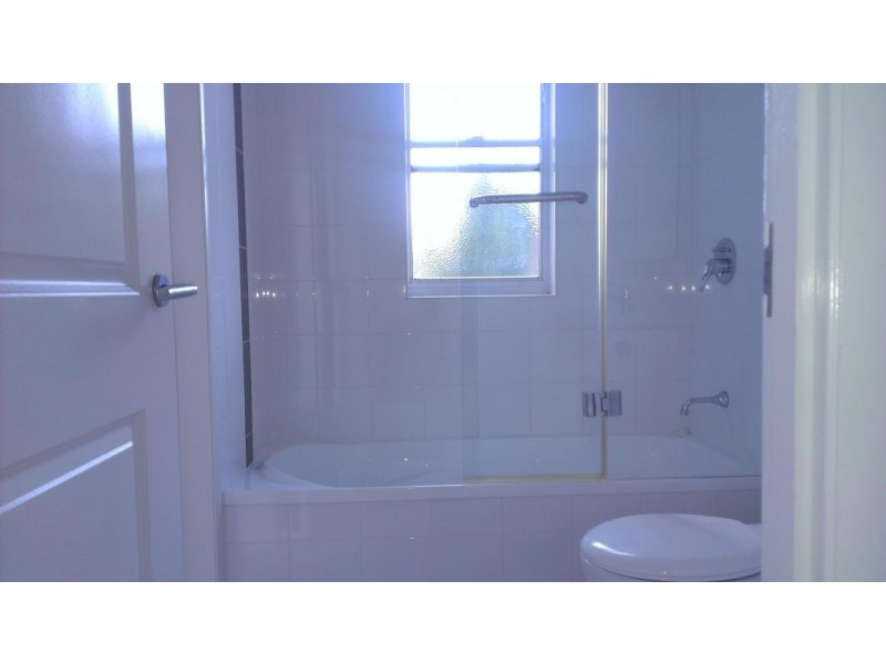 2 / 6 Ewart, Clontarf QLD 4019