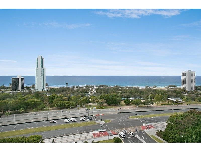 12 Commodore drive, Paradise Waters QLD 4217