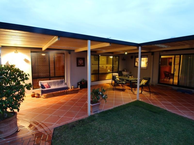 101 Dunlin Drive, Burleigh Waters QLD 4220