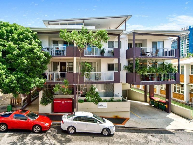 65 Berwick St, Fortitude Valley QLD 4006