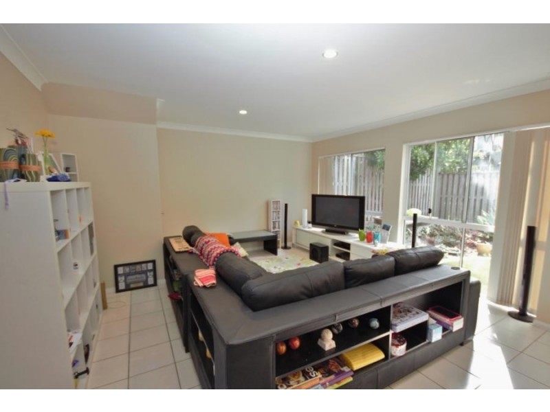 8 Sauvignon Parade, Upper Coomera QLD 4209
