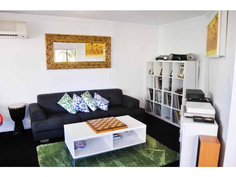 10 / 33 Elizabeth Street, Urangan QLD 4655