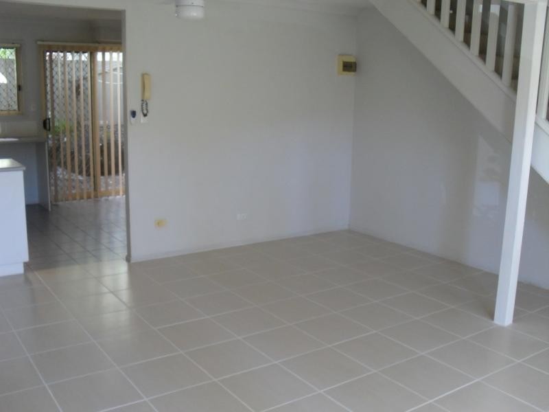 60 Whitby, Southport QLD 4215