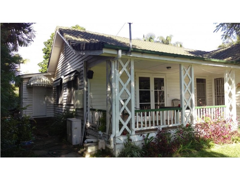 70 – 72 Kew Road, Graceville QLD 4075