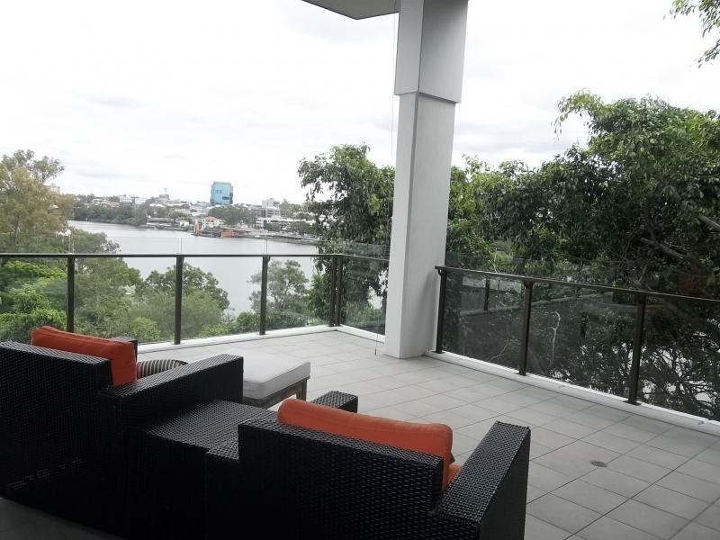 029/10 Pidgeon Close, West End QLD 4101