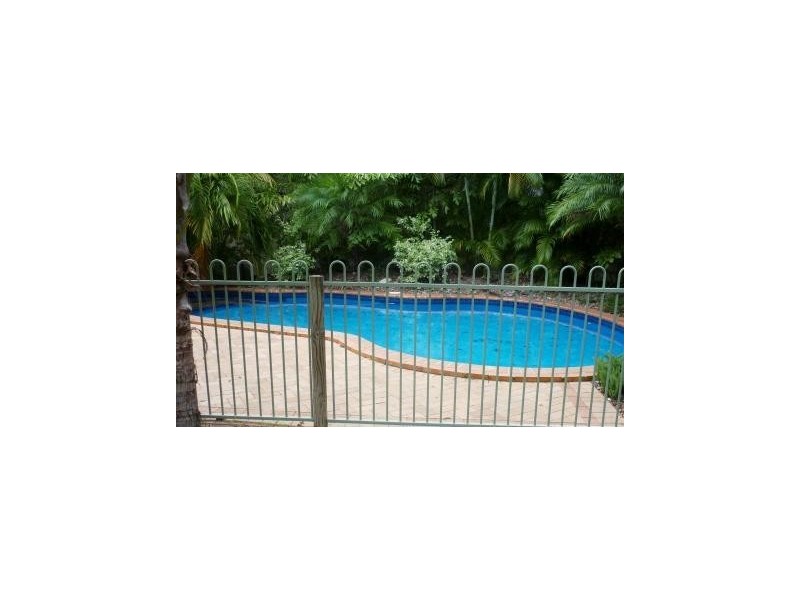 4 HOWEA CRT, Dundowran Beach QLD 4655