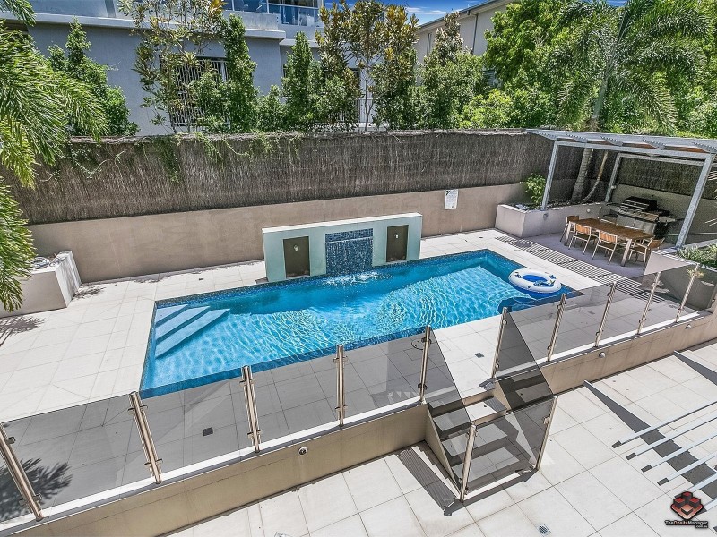 10 Grimes Street, Auchenflower QLD 4066