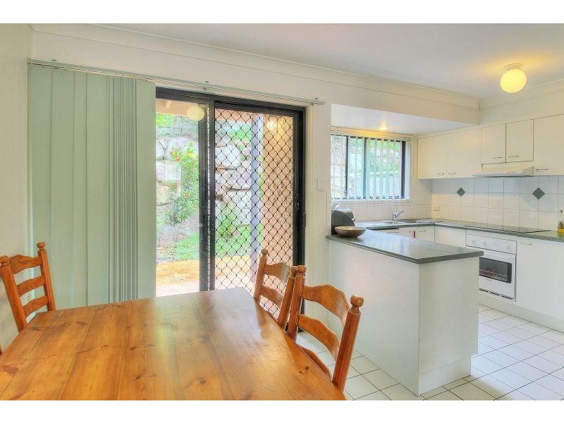 1 Sunny Court, Sunnybank Hills QLD 4109