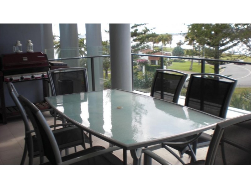 323 Bayview, Hollywell QLD 4216