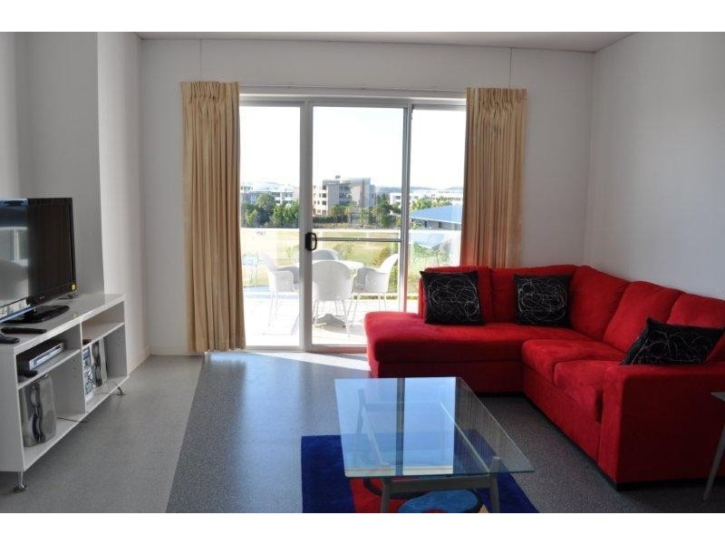 1a/98 University Drive, Varsity Lakes QLD 4227